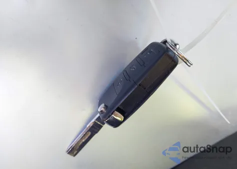 2007 Volkswagen Rabbit 4-Door из США, поврежденный, VIN WVWDS71K77W213751